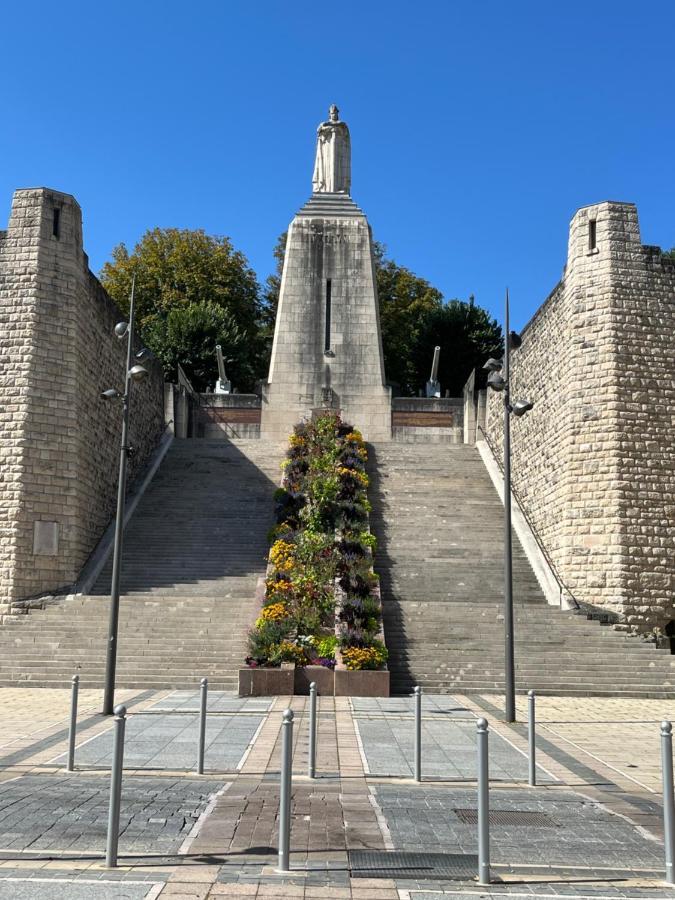 La Cour Du Prince Verdun Exterior foto