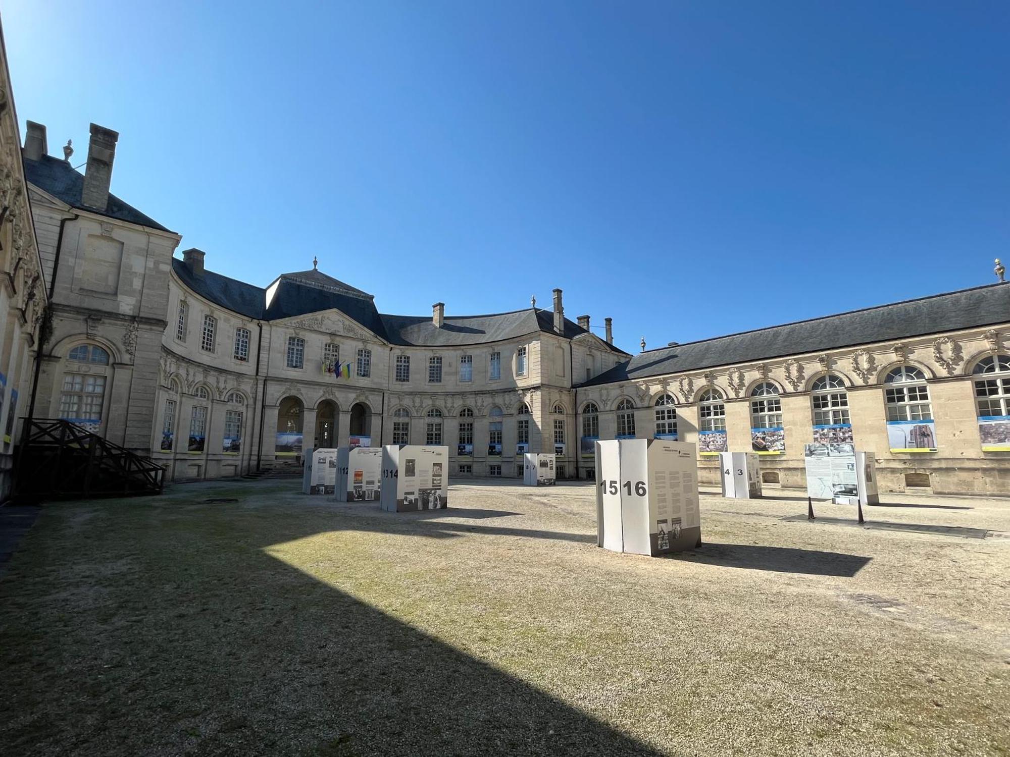 La Cour Du Prince Verdun Exterior foto
